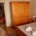Apartmani Grloman, Family apartman sa Balkonom i Pogledom na More, privatni smeštaj u mestu Sveti Stefan, Crna Gora - 42578605